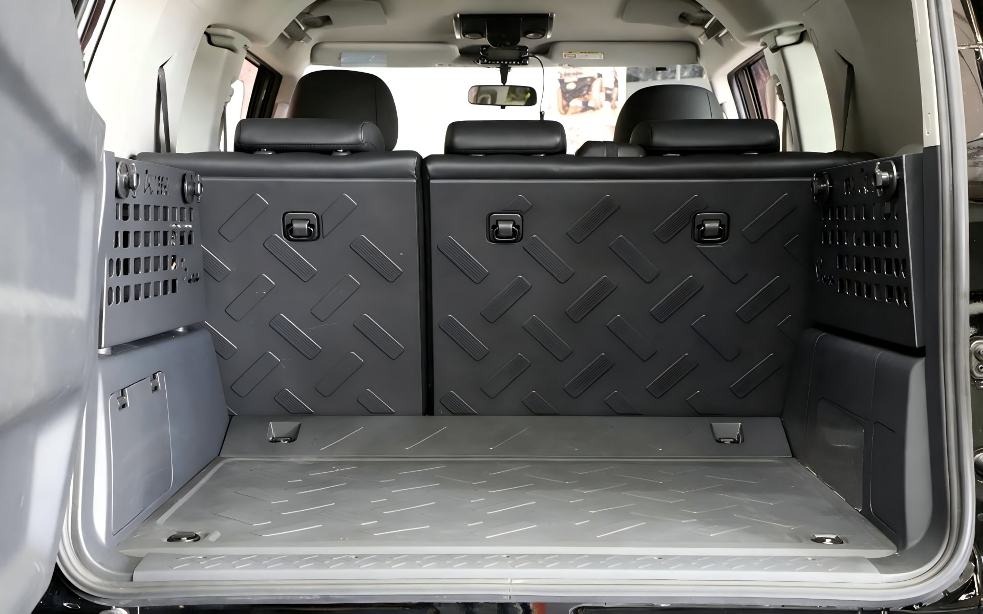 Toyota FJ Cruiser Cargo Storage — Cargo Solutions