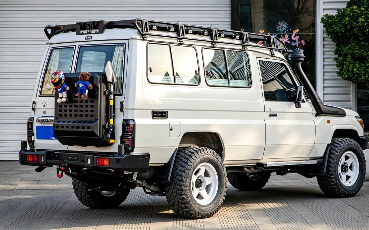 Toyota LC78 Tailgate Storage — Cargo Solutions